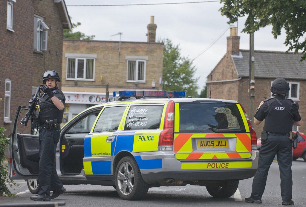 barber-armed-police-norfolk01.jpg